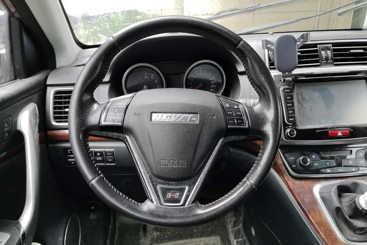 Used Haval H6 2017 Red-Label Sport Edition 1.5T Manual Two-Wheel Drive Elite Model Steering Wheel