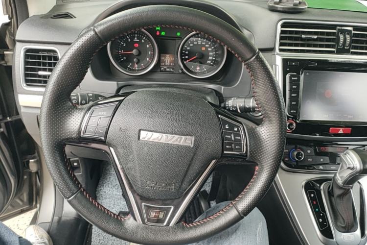 Used Haval H6 2017 Red-Label Sport Edition 1.5T Automatic Two-Wheel Drive Luxury Model Steering Wheel