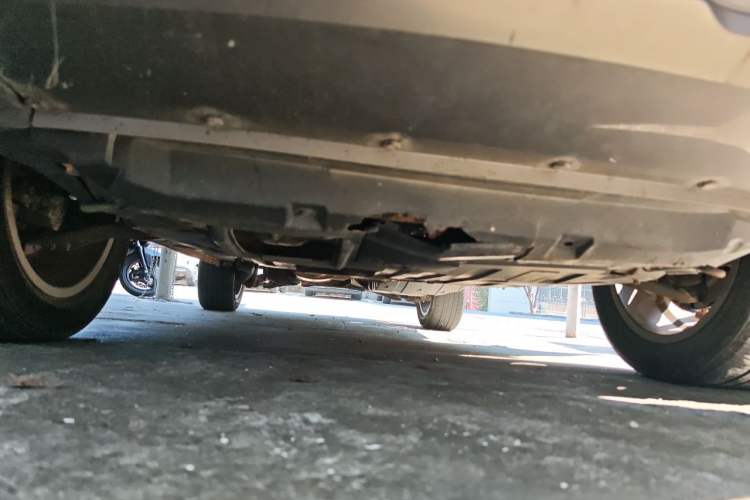 Used Haval H6 2017 Red Label 2.0T Automatic Two-Wheel Drive ZhiShang Model Chassis Front