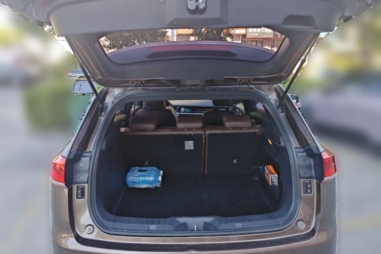 Used Haval H6 2017 Blue Label 2.0T Automatic Two-Wheel Drive Smart Edition Trunk