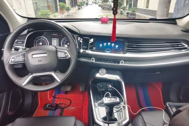 Used Haval H6 2017 Red Label 2.0T Automatic Two-Wheel Drive ZhiShang Model Audio And AC Panel