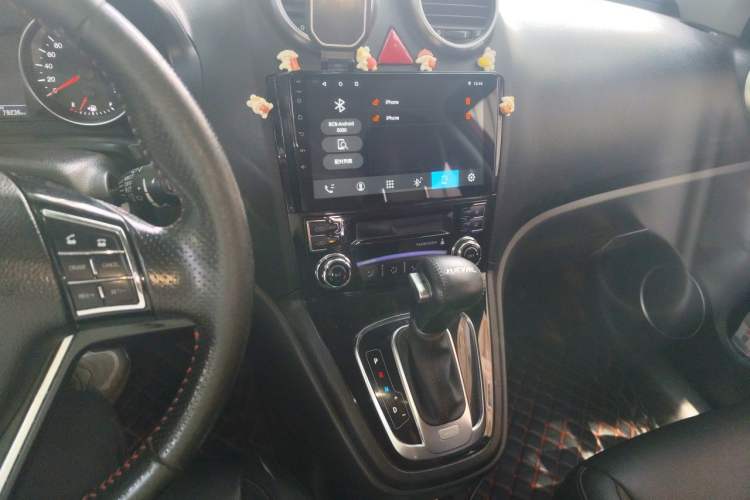 Used Haval H6 2017 Classic Edition 1.5T Automatic Two-Wheel Drive Urban Model Audio And AC Panel