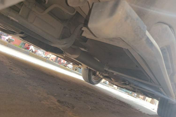 Used Haval H6 2017 Red Label 2.0T Automatic Two-Wheel Drive ZhiShang Model Chassis Rear Right