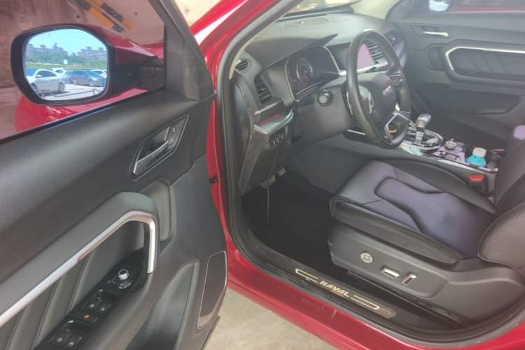 Used Haval H6 2017 Red-Label 1.3T Automatic Two-Wheel Drive ZhiShang Model Driver Seat