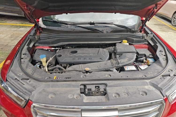 Used Haval H6 2017 Red-Label 2.0T Automatic Two-Wheel Drive Leading Edition Engine Bay