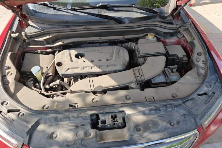 Used Haval H6 2017 Red-Label 2.0T Automatic Two-Wheel Drive Leading Edition Engine Bay