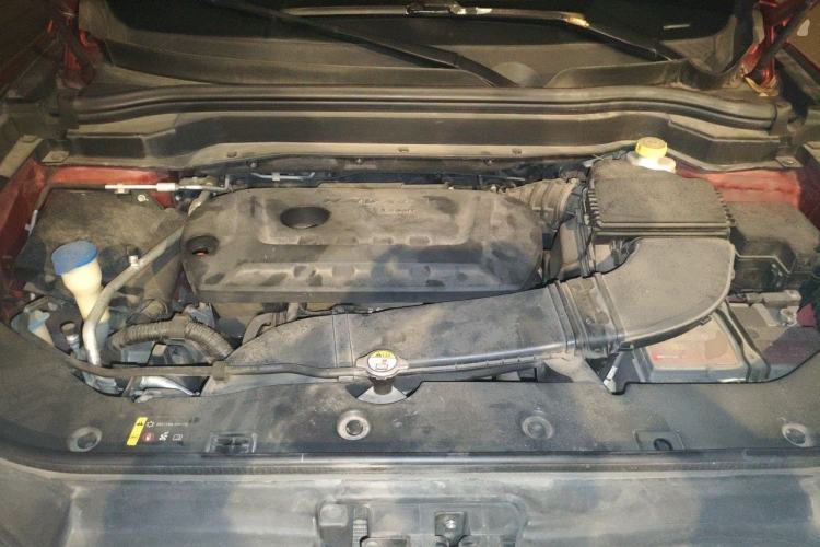 Used Haval H6 2017 Blue Label 2.0T Automatic Two-Wheel Drive Smart Edition Engine Bay