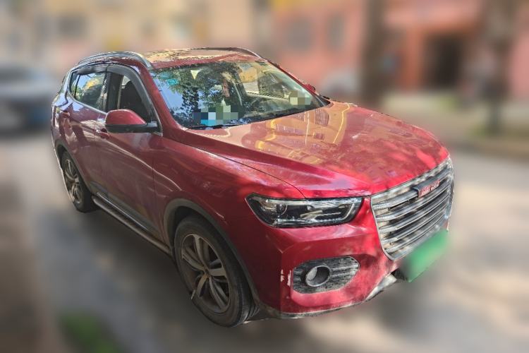 Used Haval H6 2017 Red Label 2.0T Automatic Two-Wheel Drive ZhiShang Model Front Right 45 Deg