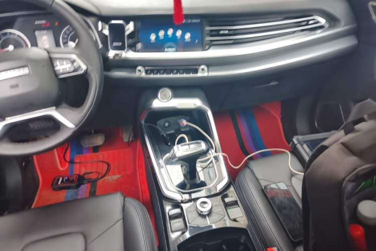Used Haval H6 2017 Red Label 2.0T Automatic Two-Wheel Drive ZhiShang Model Gear Lever