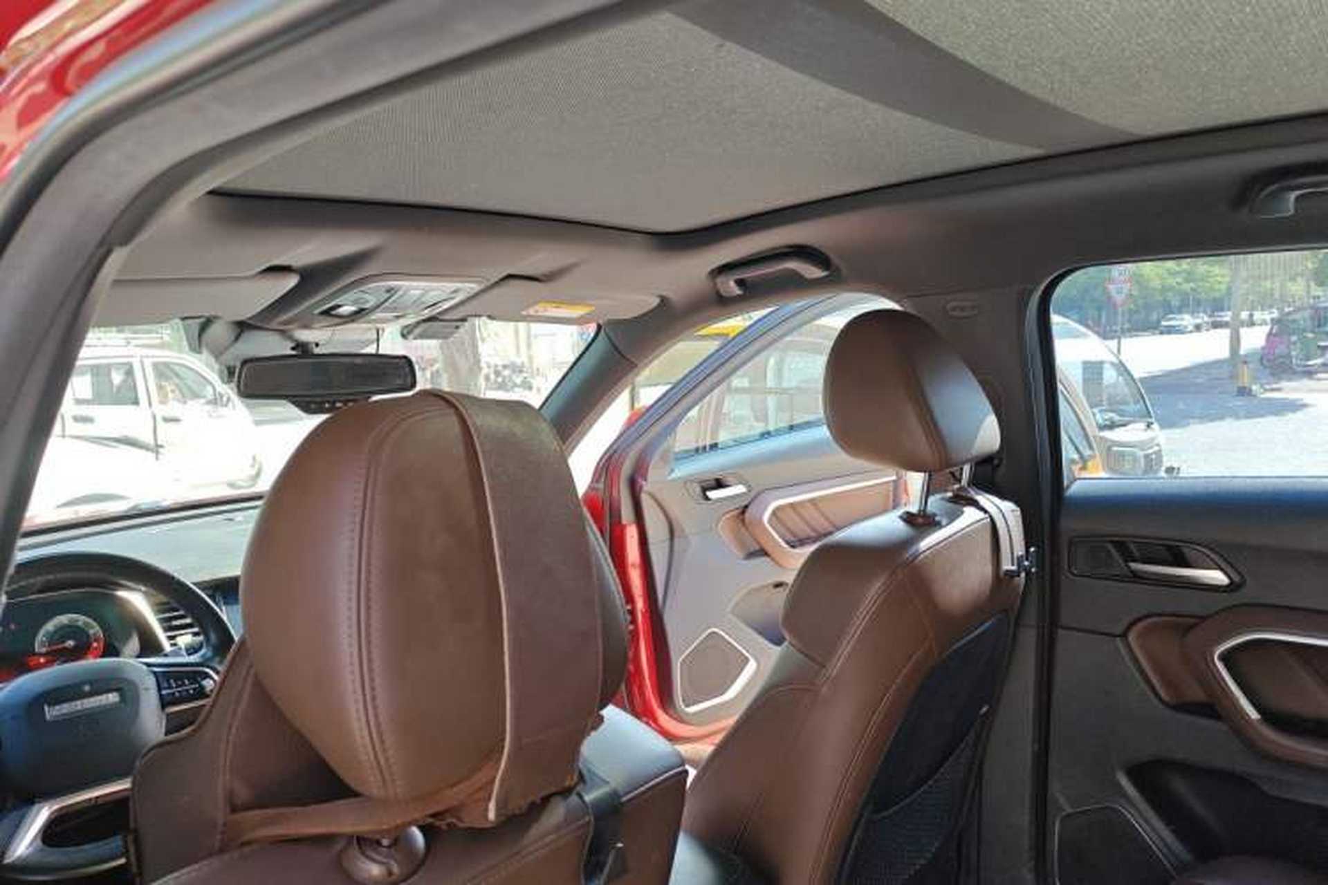 Used Haval H6 2017 Red-Label 2.0T Automatic Two-Wheel Drive Leading Edition Headliner