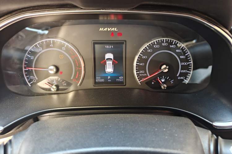 Used Haval H6 2017 Red Label 2.0T Automatic Two-Wheel Drive ZhiShang Model Instrument Cluster