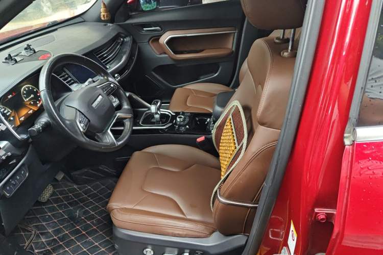 Used Haval H6 2017 Red-Label 2.0T Automatic Two-Wheel Drive Leading Edition Left Front Seat