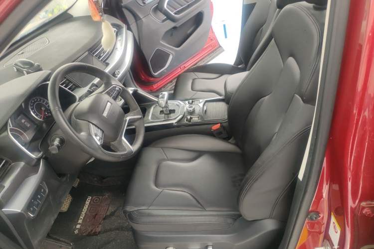 Used Haval H6 2017 Red Label 2.0T Automatic Two-Wheel Drive ZhiShang Model Left Front Seat