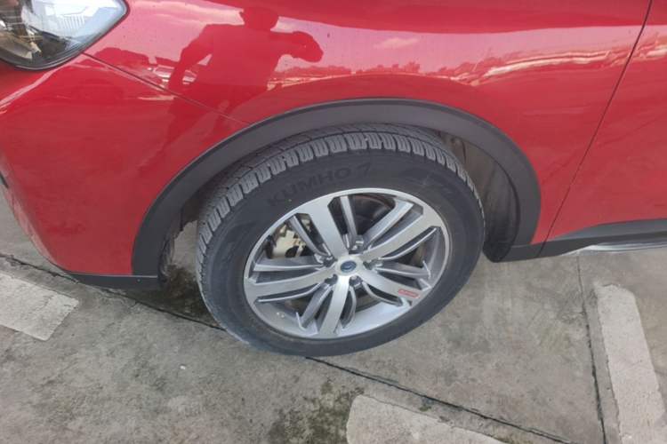 Used Haval H6 2017 Red-Label 1.3T Automatic Two-Wheel Drive ZhiShang Model Left Front Wheel Hub