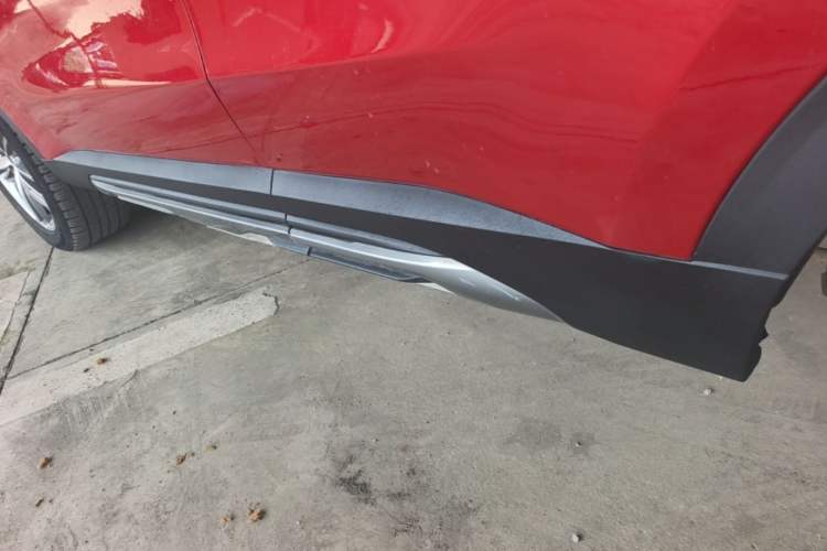 Used Haval H6 2017 Red-Label 1.3T Automatic Two-Wheel Drive ZhiShang Model Left Side Sill