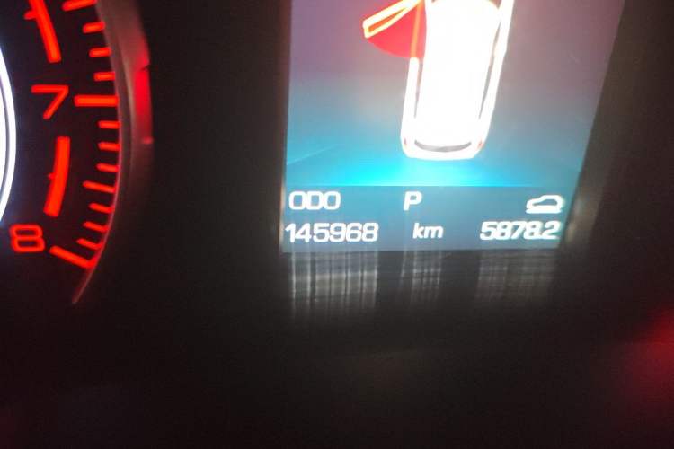 Used Haval H6 2017 Blue Label 2.0T Automatic Two-Wheel Drive Smart Edition Odometer Close Up