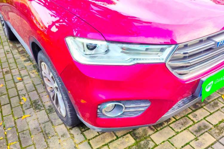 Used Haval H6 2017 Blue Label 2.0T Automatic Two-Wheel Drive Smart Edition Right Front Headlight