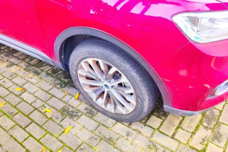 Used Haval H6 2017 Blue Label 2.0T Automatic Two-Wheel Drive Smart Edition Right Front Wheel Hub