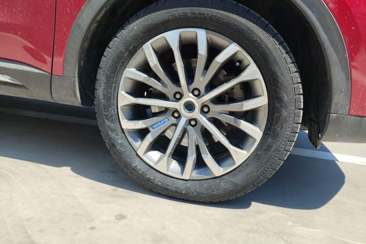 Used Haval H6 2017 Blue Label 2.0T Automatic Two-Wheel Drive Smart Edition Right Front Wheel Hub