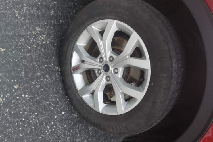 Used Haval H6 2017 Red-Label 1.3T Automatic Two-Wheel Drive Fashion Edition Right Front Wheel Hub