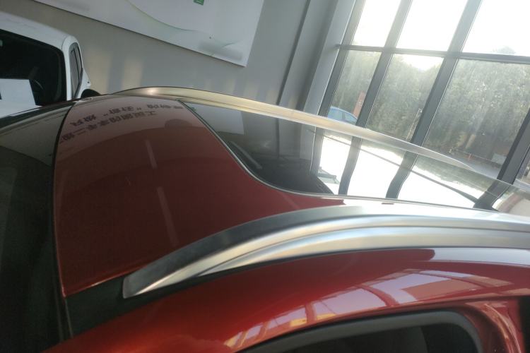 Used Haval H6 2017 Red Label 2.0T Automatic Two-Wheel Drive ZhiShang Model Roof