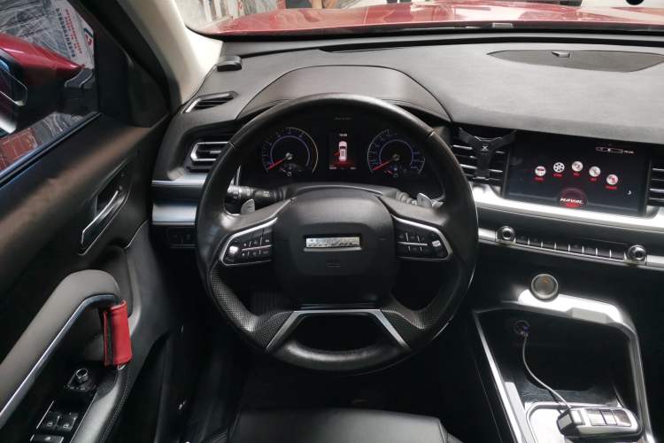 Used Haval H6 2017 Red Label 2.0T Automatic Two-Wheel Drive ZhiShang Model Steering Wheel