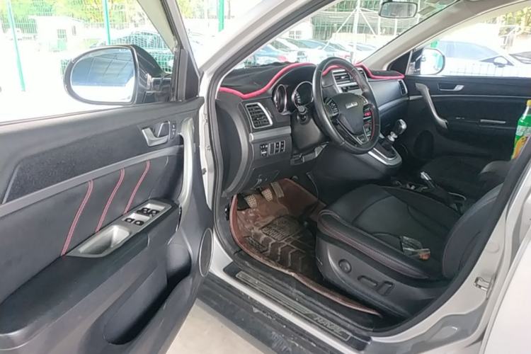 Used Haval H6 2017 Blue Label Sport Edition 1.5T Manual Two-Wheel Drive Elite Model Driver Seat