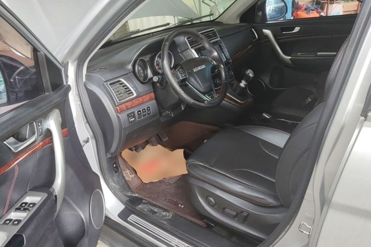 Used Haval H6 2017 Red-Label Sport Edition 1.5T Manual Two-Wheel Drive Elite Model Driver Seat