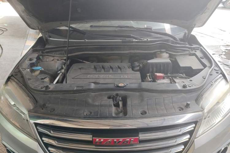 Used Haval H6 2017 Red-Label Sport Edition 1.5T Manual Two-Wheel Drive Elite Model Engine Bay