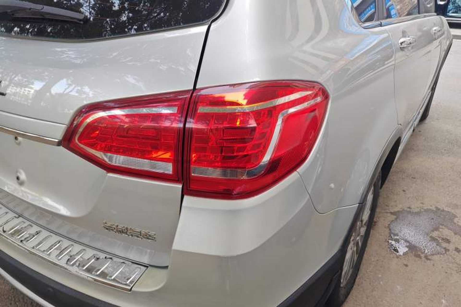 Used Haval H6 2017 Red-Label Sport Edition 1.5T Automatic Two-Wheel Drive Luxury Model Exterior 2