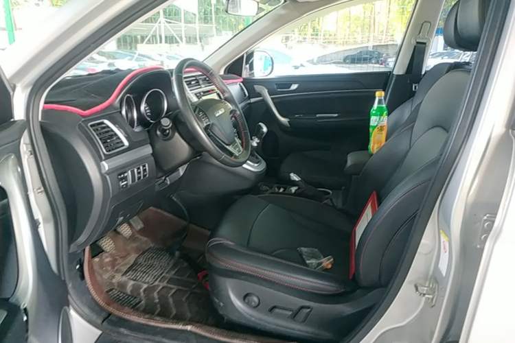 Used Haval H6 2017 Blue Label Sport Edition 1.5T Manual Two-Wheel Drive Elite Model Left Front Seat