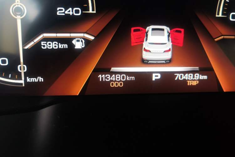 Used Haval H6 2017 Blue Label 2.0T Automatic Two-Wheel Drive Leading Model Odometer Close Up