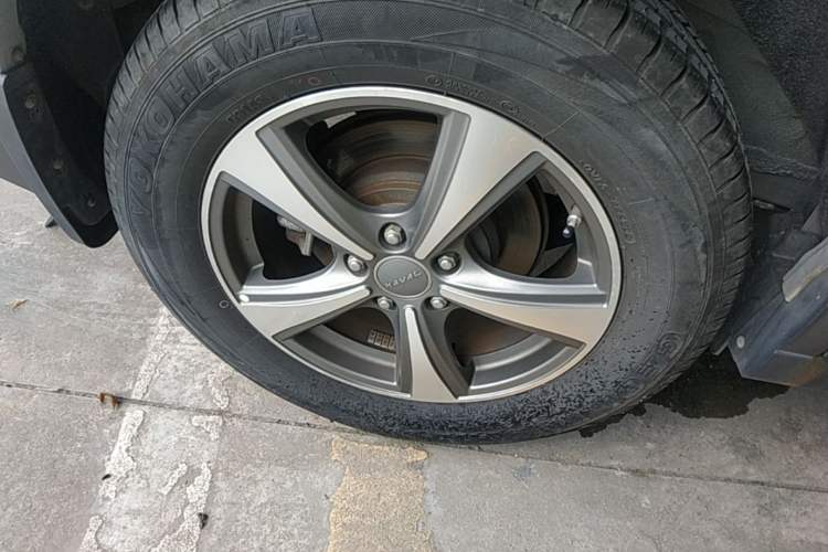 Used Haval H6 2017 Blue Label Sport Edition 1.5T Manual Two-Wheel Drive Elite Model Right Rear Wheel Hub