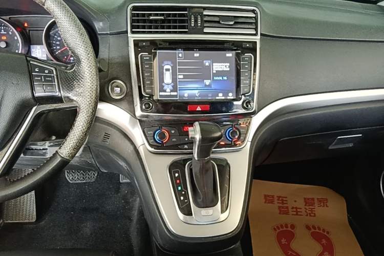 Used Haval H6 2017 Red-Label Sport Edition 1.5T Automatic Two-Wheel Drive Luxury Model Audio And AC Panel