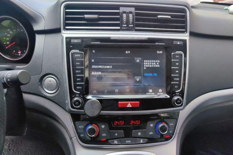 Used Haval H6 2017 Blue Label Sport Edition 1.5T Manual Two-Wheel Drive Elite Model Audio And AC Panel
