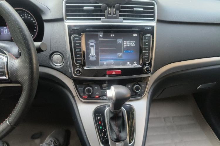 Used Haval H6 2017 Red-Label Sport Edition 1.5T Automatic Two-Wheel Drive Luxury Model Audio And AC Panel