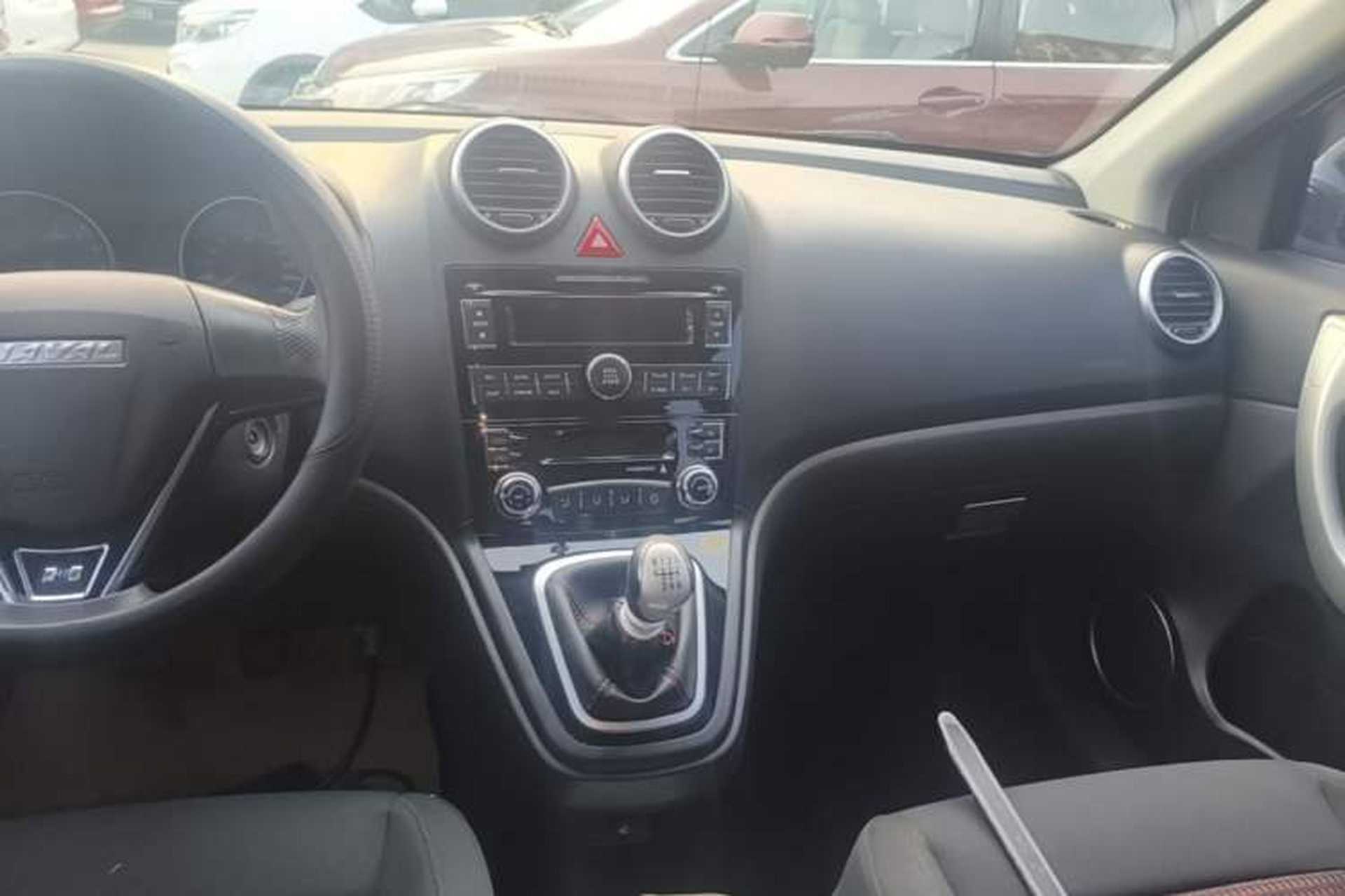 Used Haval H6 2017 Classic Edition 1.5T Manual Two-Wheel Drive Value Model Audio And AC Panel