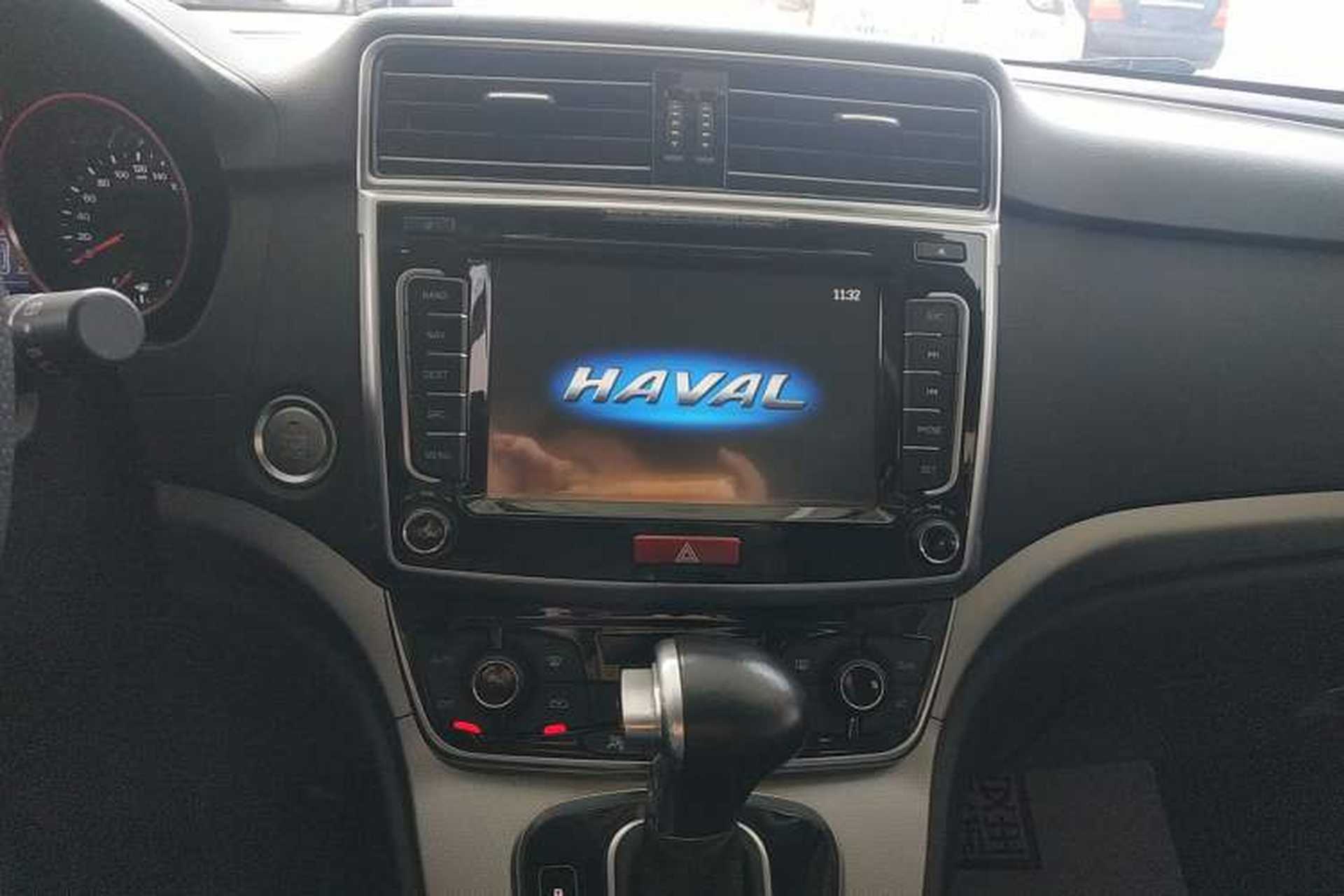 Used Haval H6 2017 Red-Label Sport Edition 1.5T Automatic Two-Wheel Drive Luxury Model Audio And AC Panel