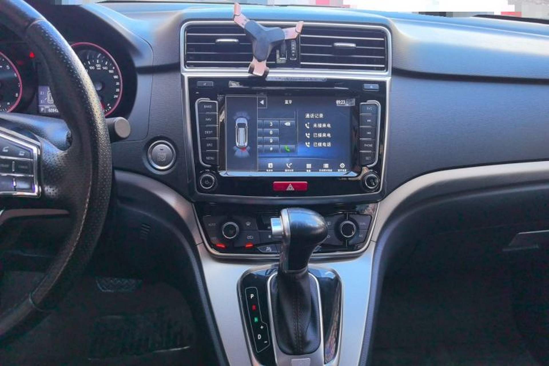 Used Haval H6 2017 Red-Label Sport Edition 1.5T Automatic Two-Wheel Drive Luxury Model Audio And AC Panel