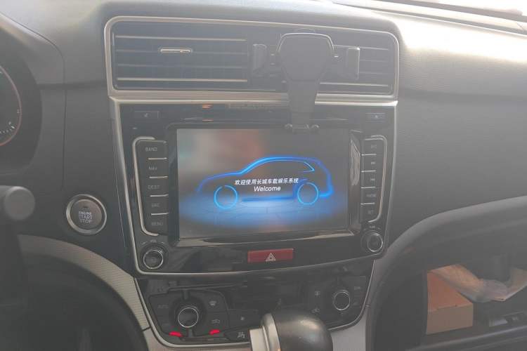 Used Haval H6 2017 Blue Label Sport Edition 1.5T Automatic Two-Wheel Drive Luxury Model Audio And AC Panel