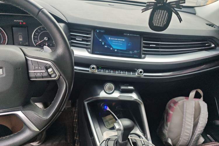 Used Haval H6 2017 Red-Label 1.5T Automatic Two-Wheel Drive Smart Edition Audio And AC Panel