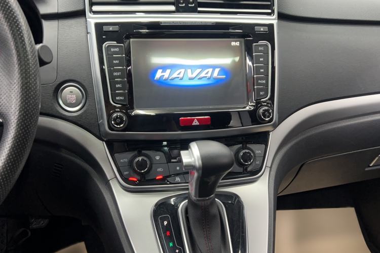 Used Haval H6 2017 Revised Blue-Label Sport Version 1.5T Automatic Two-Wheel Drive Luxury Trim Audio And AC Panel