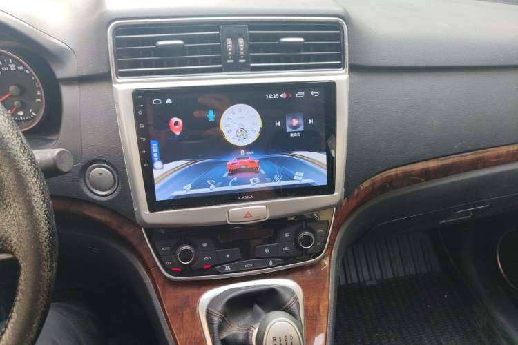 Used Haval H6 2017 Red-Label Sport Edition 1.5T Manual Two-Wheel Drive Elite Model Audio And AC Panel