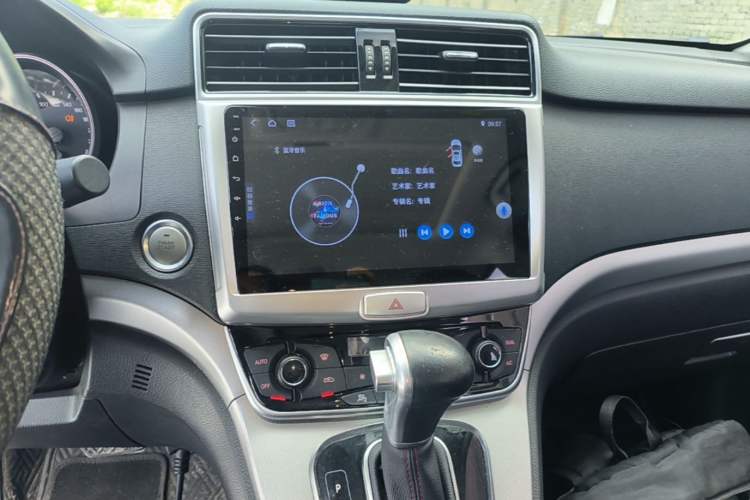 Used Haval H6 2017 Blue Label Sport Edition 1.5T Automatic Two-Wheel Drive Luxury Model Audio And AC Panel