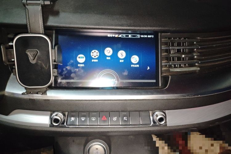 Used Haval H6 2017 Red-Label 1.3T Automatic Two-Wheel Drive ZhiShang Model Audio And AC Panel