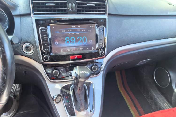 Used Haval H6 2017 Blue Label Sport Edition 1.5T Automatic Two-Wheel Drive Luxury Model Audio And AC Panel