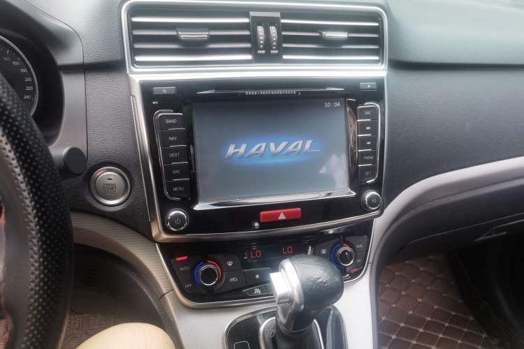 Used Haval H6 2017 Red-Label Sport Edition 1.5T Automatic Two-Wheel Drive Luxury Model Audio And AC Panel