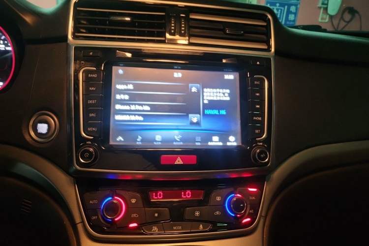 Used Haval H6 2017 Blue Label Sport Edition 1.5T Manual Two-Wheel Drive Elite Model Audio And AC Panel