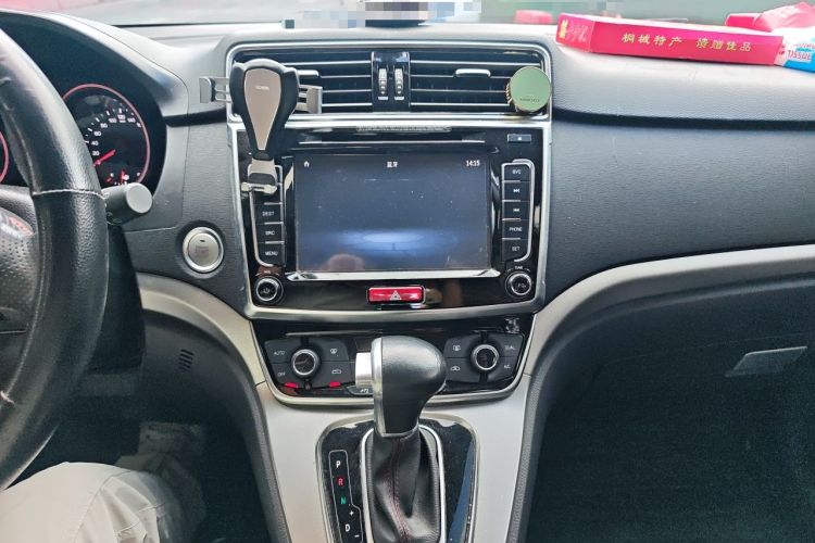 Used Haval H6 2017 Blue Label Sport Edition 1.5T Automatic Two-Wheel Drive Luxury Model Audio And AC Panel