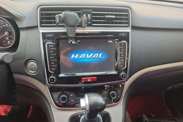 Used Haval H6 2017 Red-Label Sport Edition 1.5T Automatic Two-Wheel Drive Luxury Model Audio And AC Panel